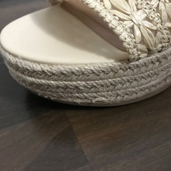 Old Navy Espadrille Platform Sandals Heeled Natural Floral Cream Beige - Picture 8 of 16